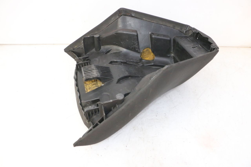 photo de SELLE AVANT PEUGEOT SATELIS 125 (2010 - 2012)