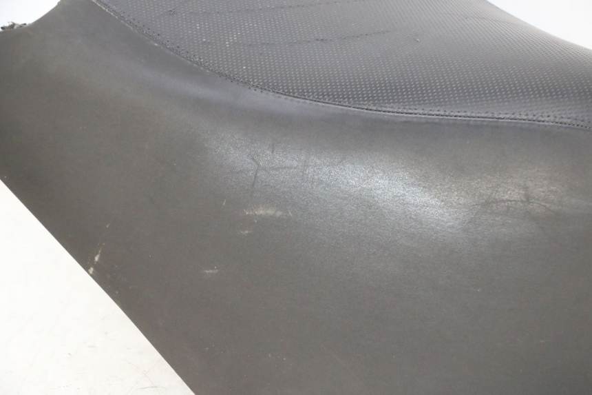 photo de SELLE AVANT PEUGEOT SATELIS 125 (2010 - 2012)