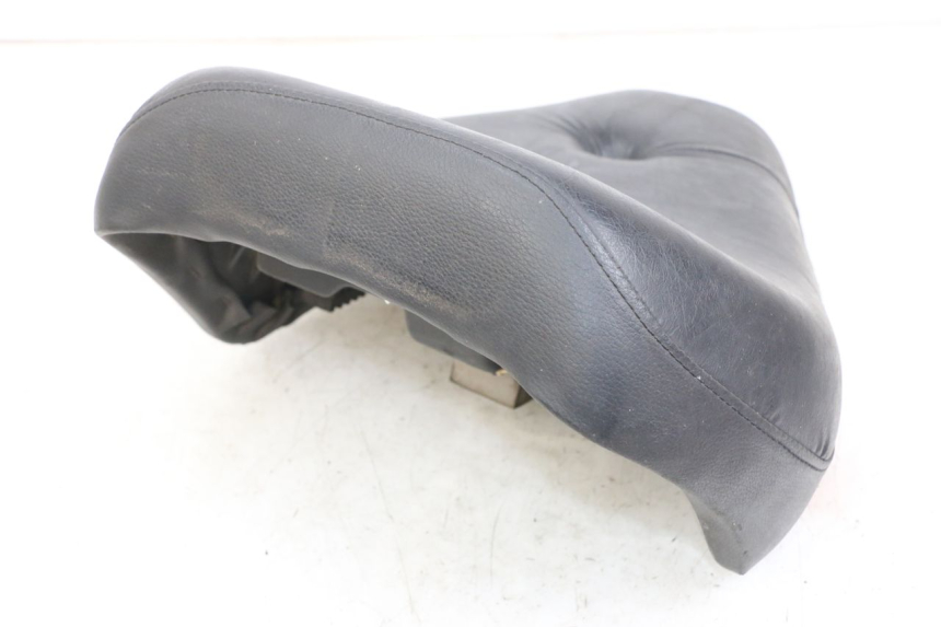 photo de SELLE AVANT SUZUKI GZ MARAUDER 125 (1998 - 2004)