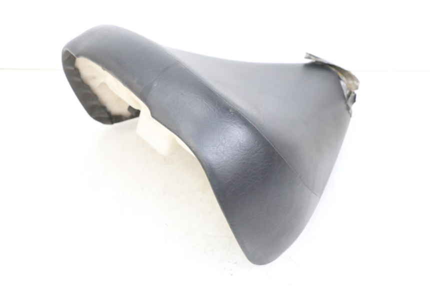 photo de SELLE AVANT SUZUKI VL INTRUDER 125 (2004 - 2007)