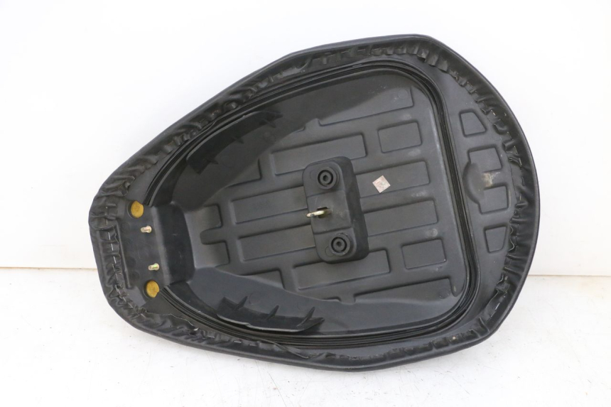 photo de SELLE AVANT PEUGEOT TWEET PRO EFI 4T 50 (2021 - 2022)