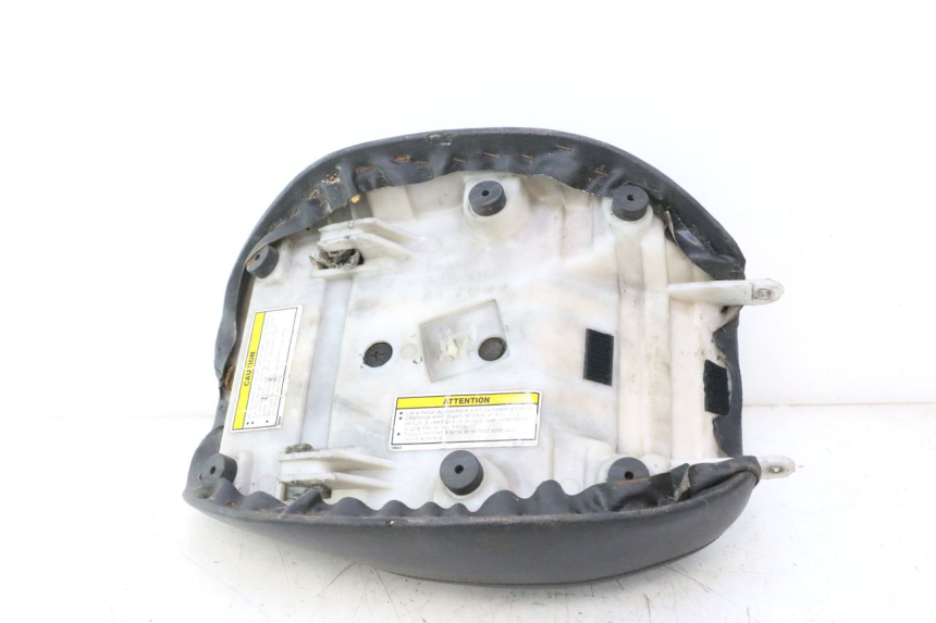 photo de SELLE AVANT YAMAHA XV VIRAGO 535 (1988 - 2004) - Gros plan technique