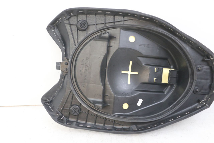 photo de SELLE AVANT YAMAHA AEROX 2T 50 (2013 - 2017)