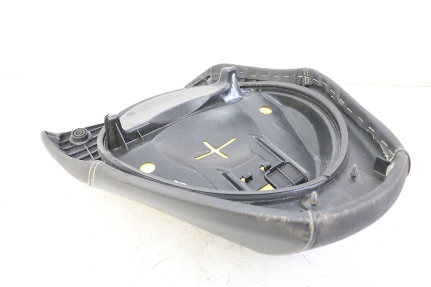 photo de SELLE AVANT YAMAHA AEROX NAKED 2T 50 (2013 - 2017)