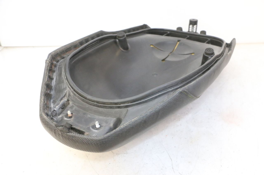 photo de SELLE AVANT YAMAHA YP MAJESTY 125 (2007 - 2010)