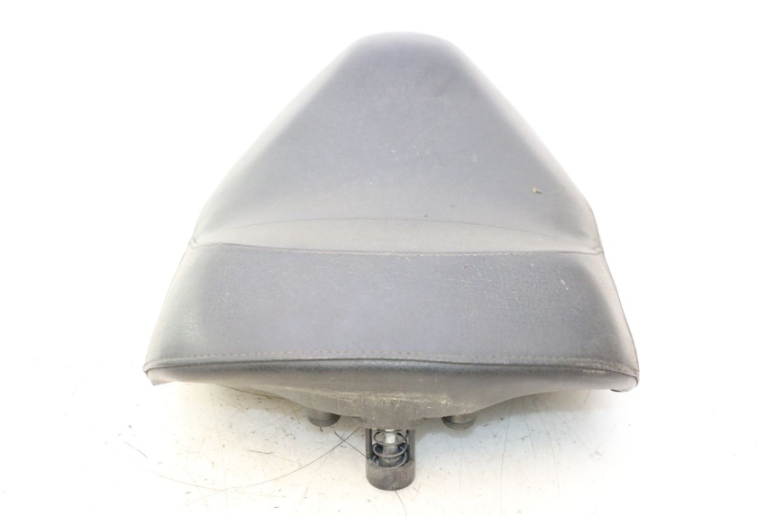 photo de SELLE AVANT YAMAHA YP MAJESTY 125 (1998 - 2001) - Détails caractéristiques