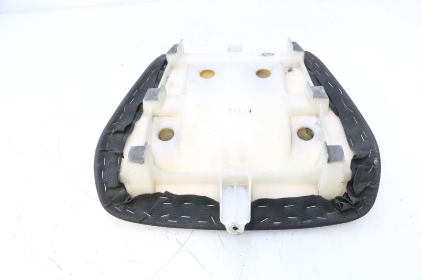 photo de SELLE AVANT KAWASAKI ZX-6R ZX6R 600 (1995 - 1997) - Gros plan technique