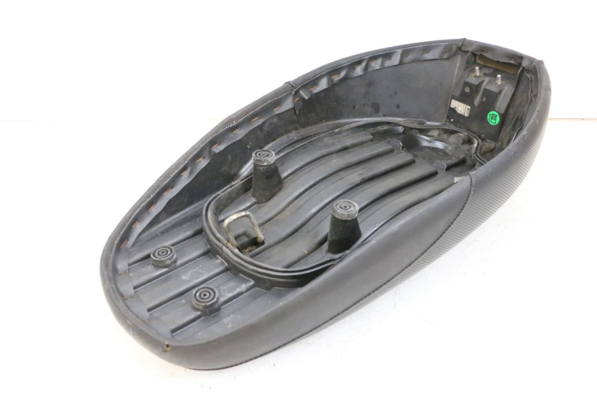 photo de SELLE MBK BOOSTER SPIRIT 50 (2004 - 2017) - Focus structure