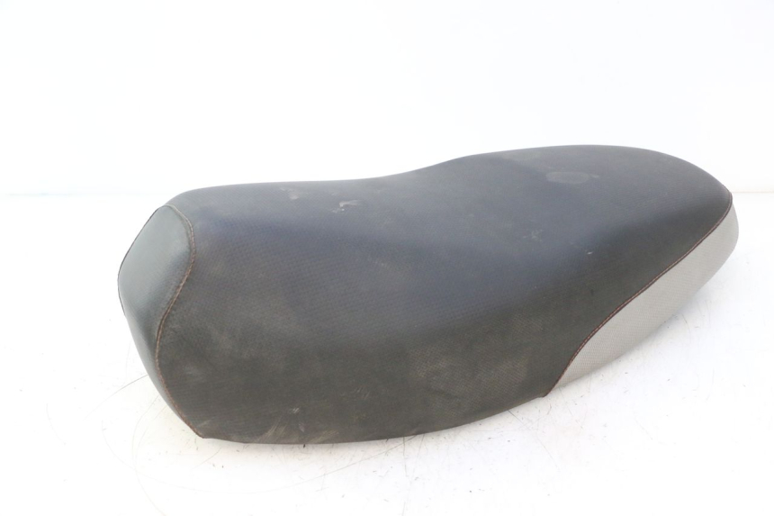 photo de SELLE MBK BOOSTER SPIRIT 50 (2004 - 2017) - Autre angle de vue