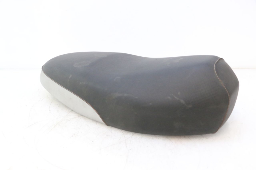 photo de SELLE MBK BOOSTER SPIRIT 50 (2004 - 2017) - Gros plan technique