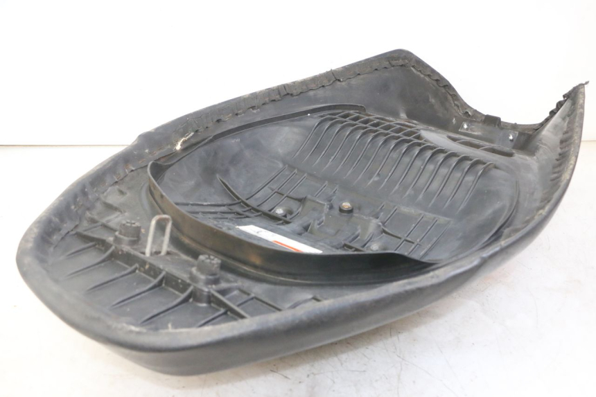 photo de SELLE SUZUKI BURGMAN 125 (2007 - 2014)