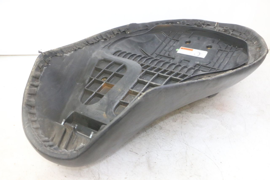 photo de SELLE SUZUKI BURGMAN 125 (2007 - 2014)