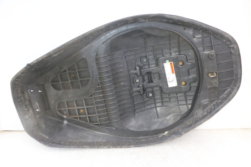 photo de SELLE SUZUKI BURGMAN 125 (2007 - 2014)