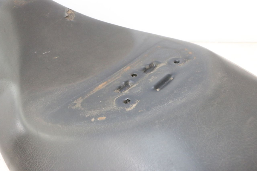 photo de SELLE SUZUKI BURGMAN 125 (2007 - 2014) - Zoom état d’usage