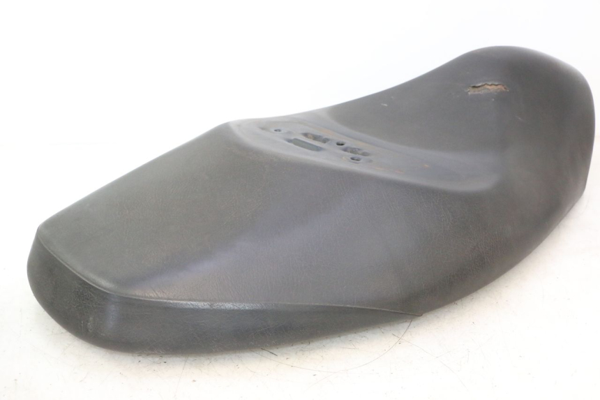 photo de SELLE SUZUKI BURGMAN 125 (2007 - 2014) - État de surface