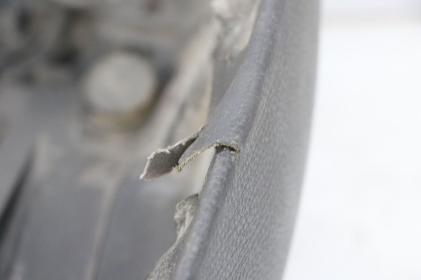 photo de SELLE SUZUKI BURGMAN EXECUTIVE ABS 650 (2006 - 2012) - Zoom état d’usage