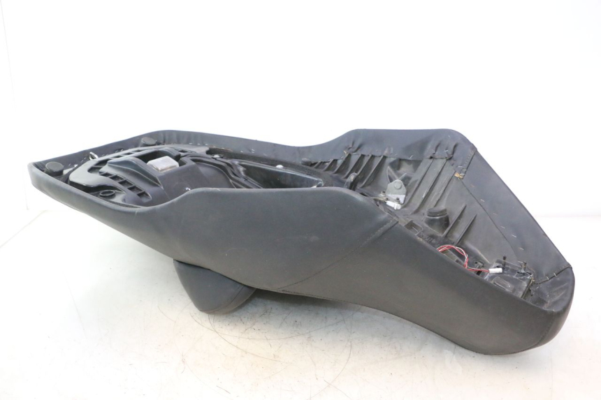 photo de SELLE SUZUKI BURGMAN EXECUTIVE ABS 650 (2006 - 2012) - Pièce contrôlée