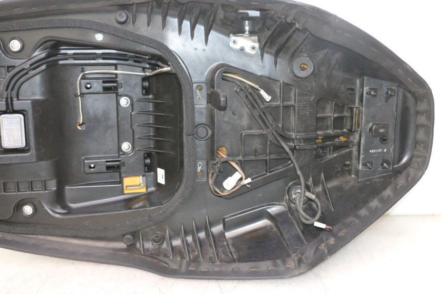 photo de SELLE SUZUKI BURGMAN EXECUTIVE ABS 650 (2006 - 2012) - Vue produit