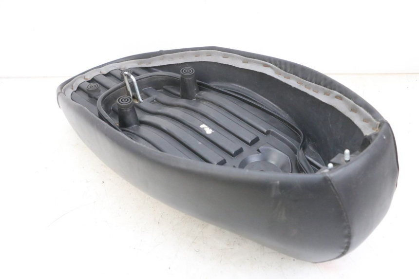 photo de SELLE YAMAHA BW'S EASY 50 (2013 - 2016) - Zoom état d’usage
