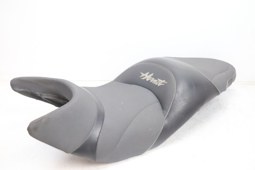 photo de SELLE HONDA CB F HORNET 600 (2005 - 2006) - État de surface