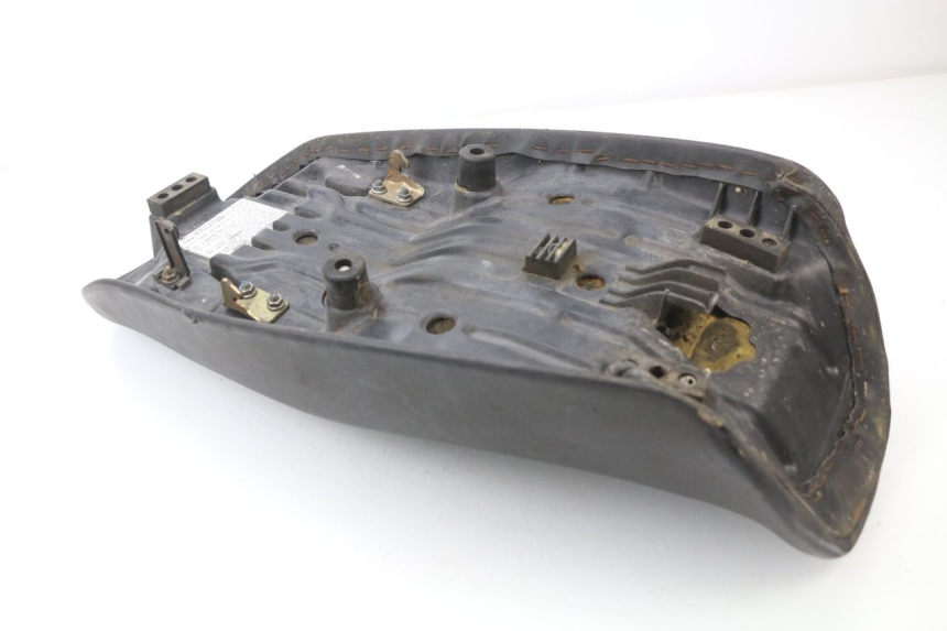 photo de SELLE HONDA CG 125 (1996 - 1998) - État de surface