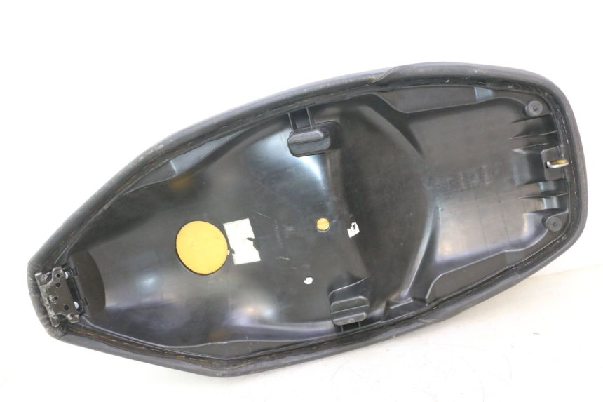 photo de SELLE PEUGEOT CITYSTAR 2T 50 (2018 - 2021) - Points de fixation