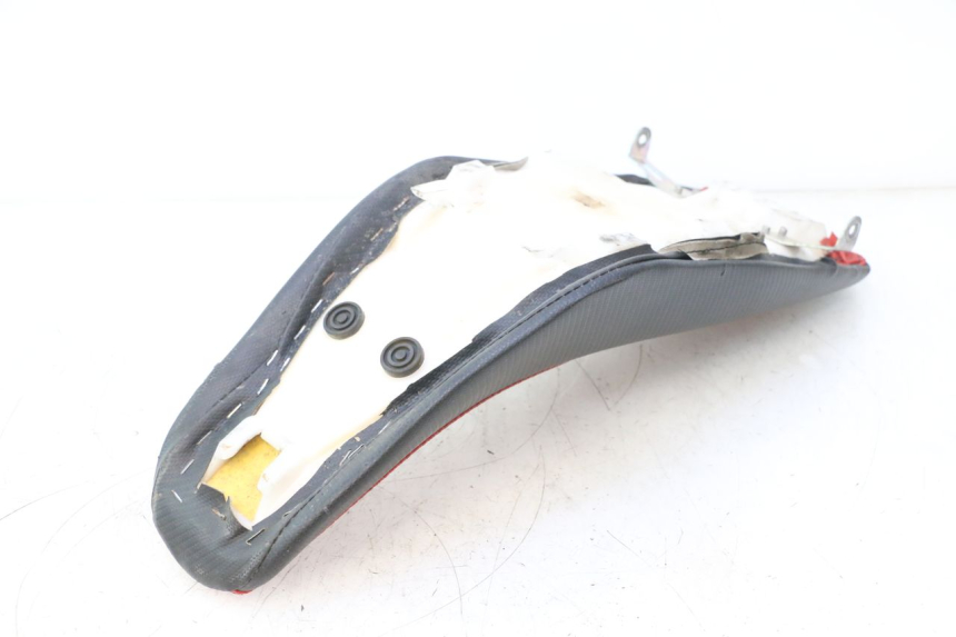 photo de SELLE HONDA CRF CR-F 125 (2020 - 2021) - Gros plan technique