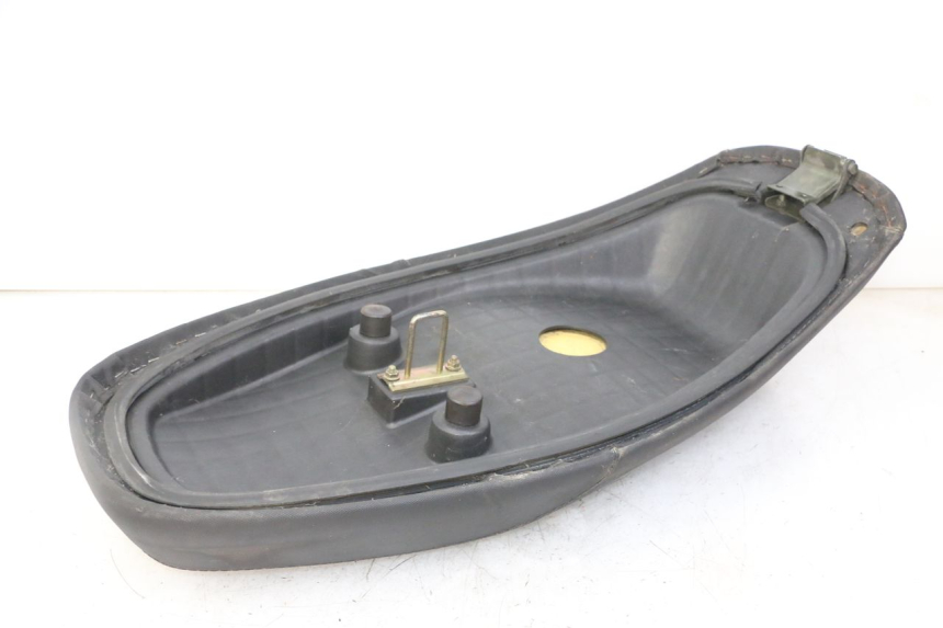 photo de SELLE DAELIM BESBI 125 (2007 - 2008)