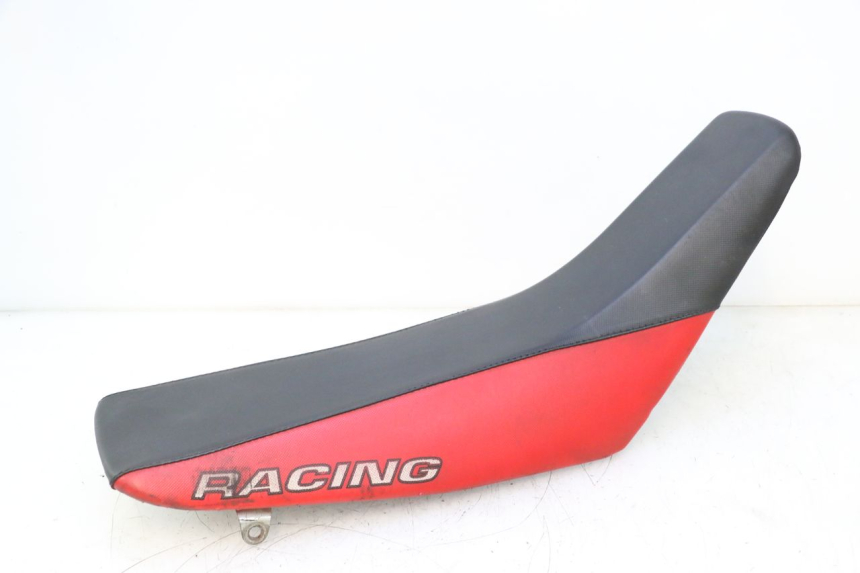 photo de SELLE HM HONDA DERAPAGE 50 (2007 - 2009) - Détails caractéristiques