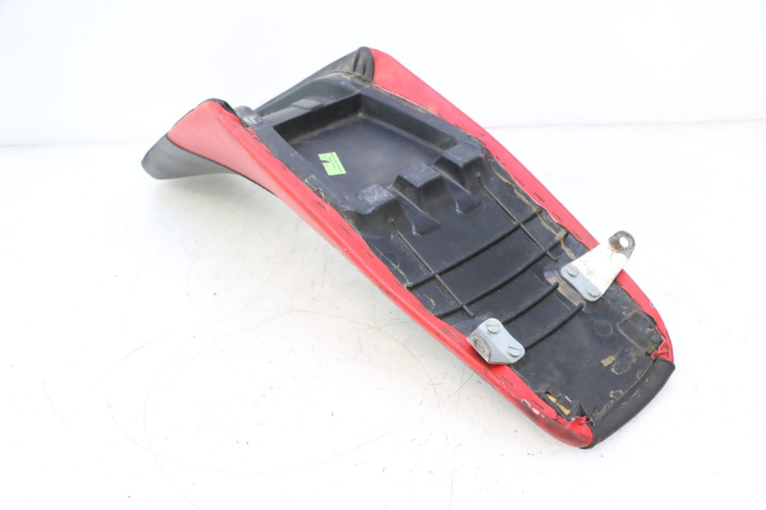 photo de SELLE HM HONDA DERAPAGE 50 (2007 - 2009) - Points de fixation