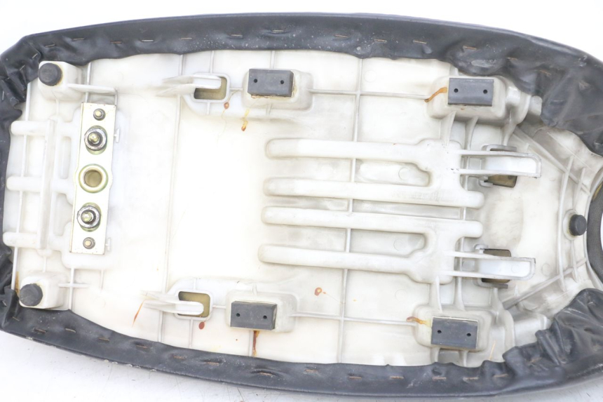 photo de SELLE SUZUKI DL V STROM 1000 (2002 - 2007) - Inspection visuelle