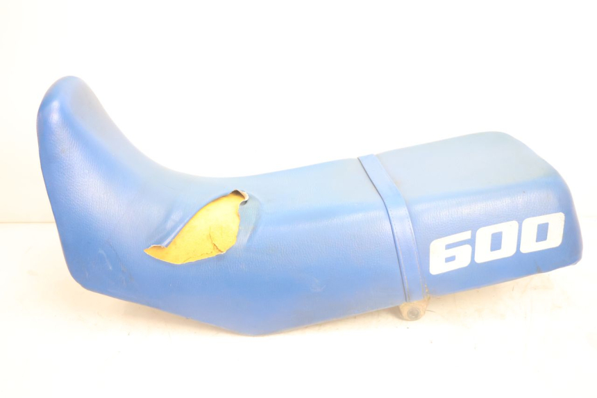photo de SELLE SUZUKI DR S 600 (1985 - 1989) - Autre angle de vue