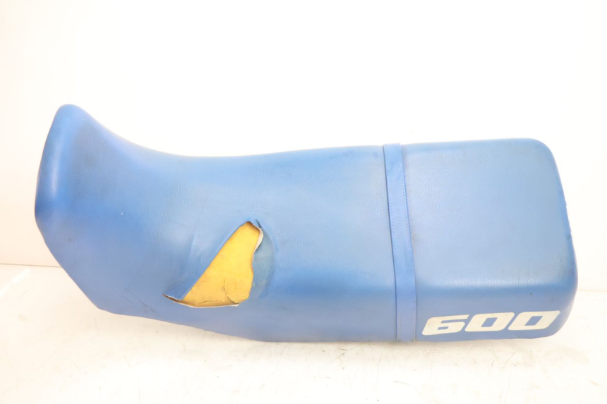 photo de SELLE SUZUKI DR S 600 (1985 - 1989) - Points de fixation