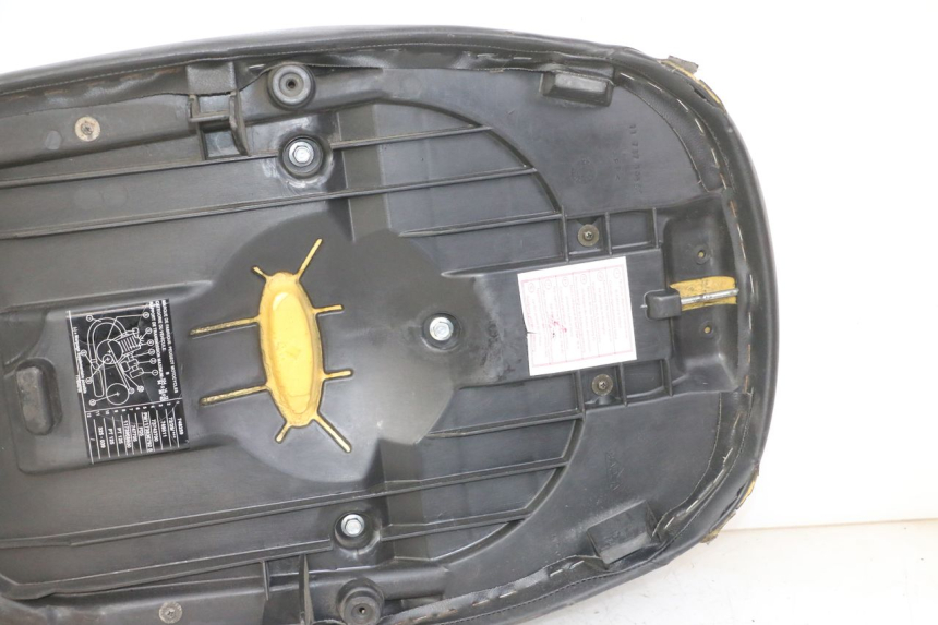 photo de SELLE PEUGEOT ELYSTAR 125 (2002 - 2007)
