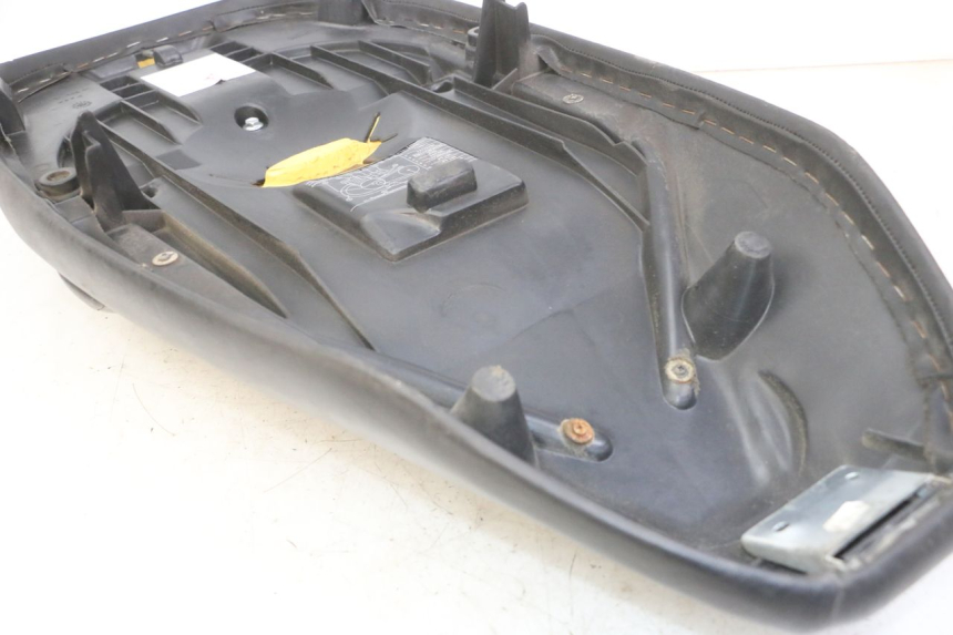 photo de SELLE PEUGEOT ELYSTAR 125 (2002 - 2007)