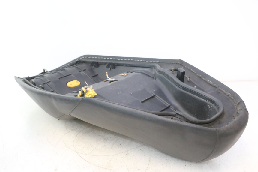 photo de SELLE HONDA FES PANTHEON 2T 125 (1998 - 2002) - Vue produit