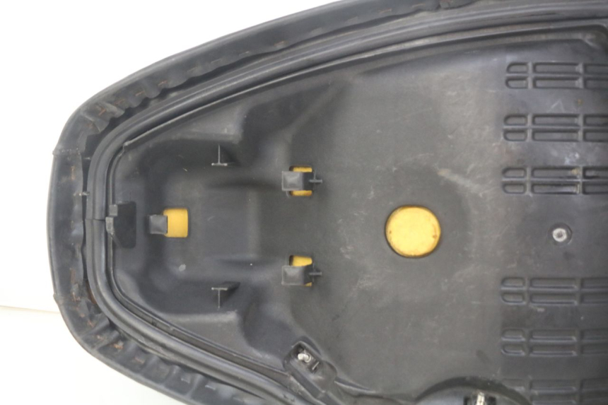 photo de SELLE HONDA FES PANTHEON 125 (2003 - 2007) - Focus structure