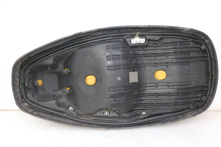 photo de SELLE HONDA FES S-WING SWING ABS 125 (2007 - 2015)