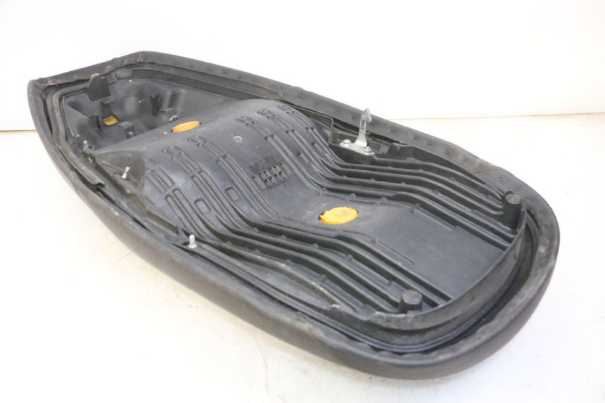 photo de SELLE HONDA FES S-WING SWING ABS 125 (2007 - 2015)