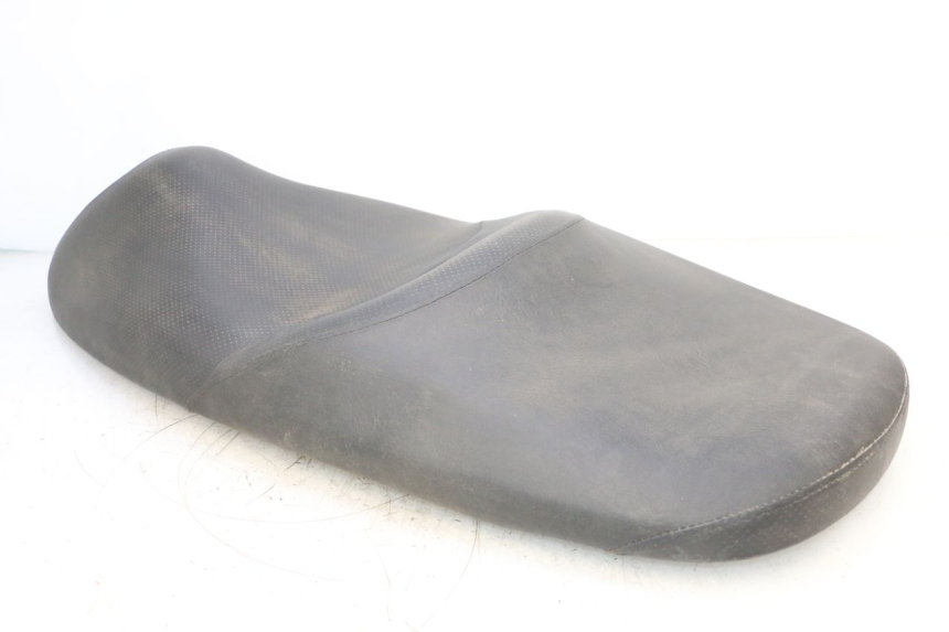 photo de SELLE HONDA FES S-WING SWING ABS 125 (2007 - 2015) - Détail de la pièce