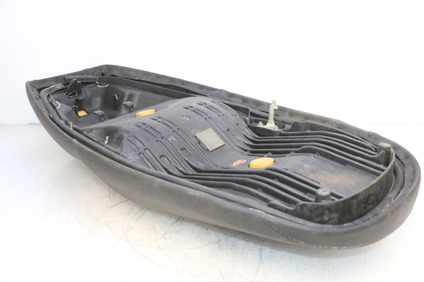 photo de SELLE HONDA FES S-WING SWING ABS 125 (2007 - 2015) - Vue produit