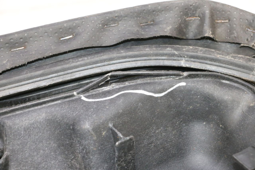 photo de SELLE HONDA FES S-WING SWING ABS 125 (2007 - 2015) - Inspection visuelle