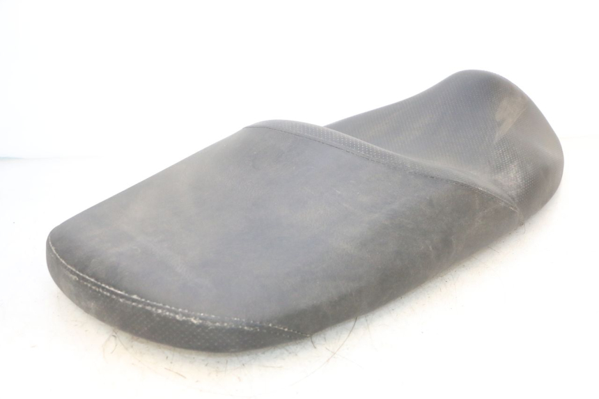 photo de SELLE HONDA FES S-WING SWING ABS 125 (2007 - 2015) - Zoom état d’usage
