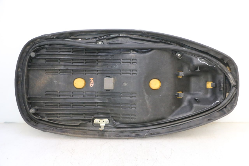 photo de SELLE HONDA FES S-WING SWING ABS 125 (2007 - 2015) - Vue principale