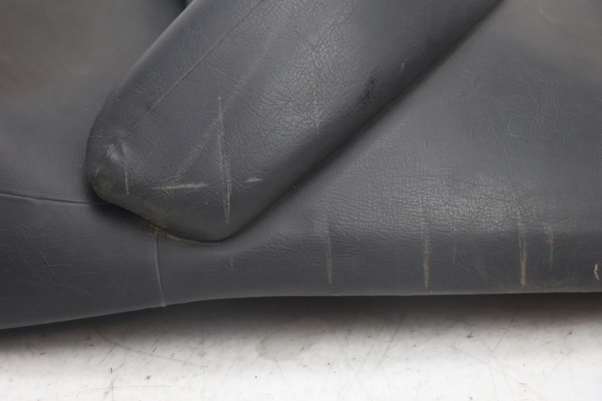 photo de SELLE HONDA FJS SILVER WING SILVERWING 400 (2005 - 2008) - Marquages et références
