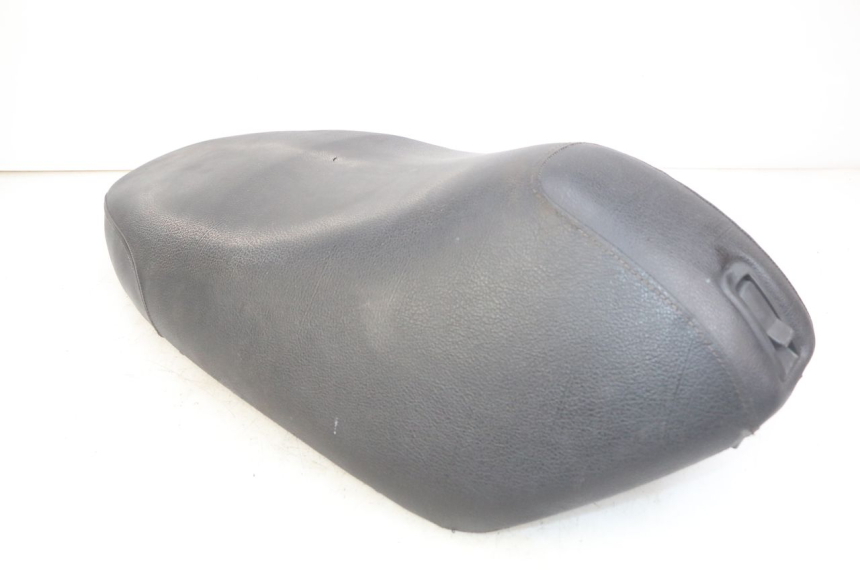 photo de SELLE PIAGGIO FLY 4T 50 (2013 - 2017)