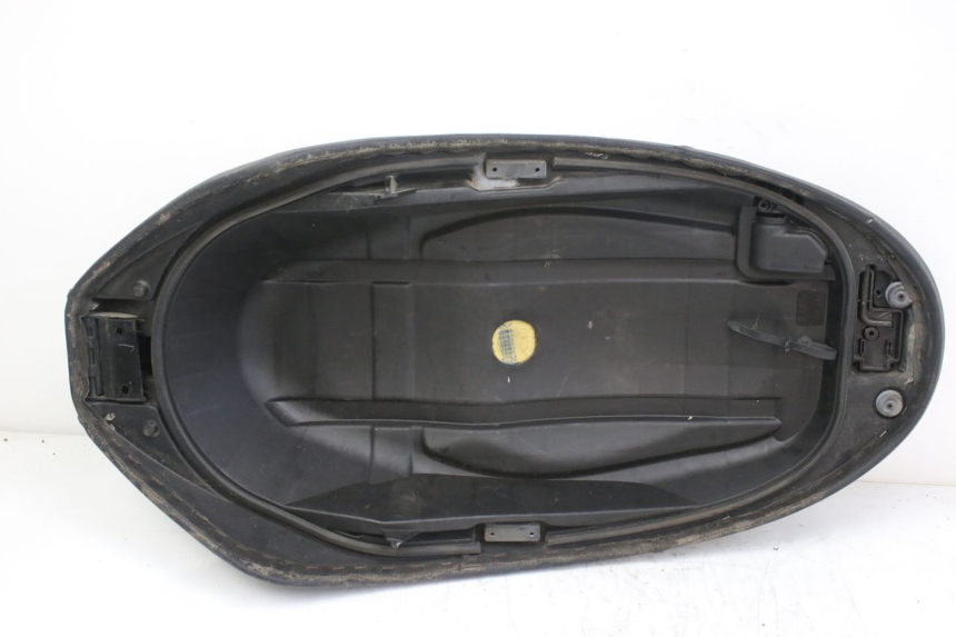 photo de SELLE PIAGGIO FLY 4T 50 (2013 - 2017)