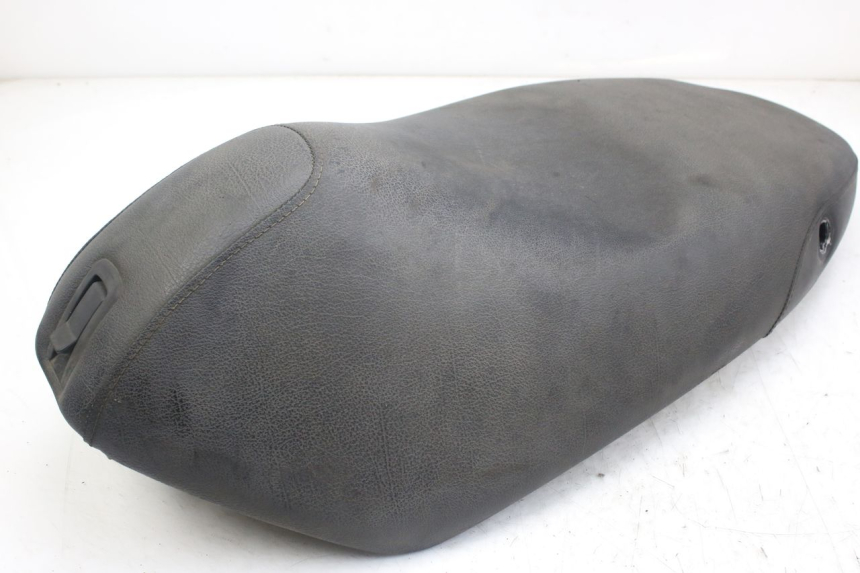 photo de SELLE PIAGGIO FLY 4T 50 (2013 - 2017)