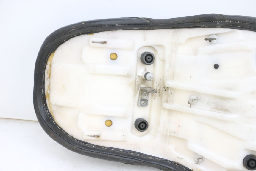 photo de SELLE YAMAHA FZ6 N FAZER 600 (2004 - 2006)