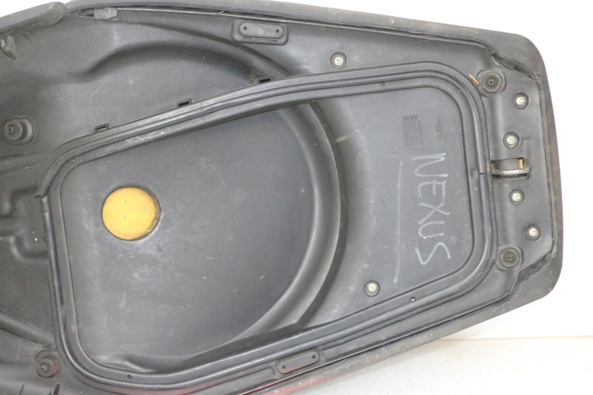 photo de SELLE GILERA NEXUS 300 (2008 - 2013)